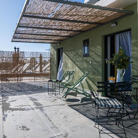 Skyhigh Haven Apartment Каламата Екстериор снимка