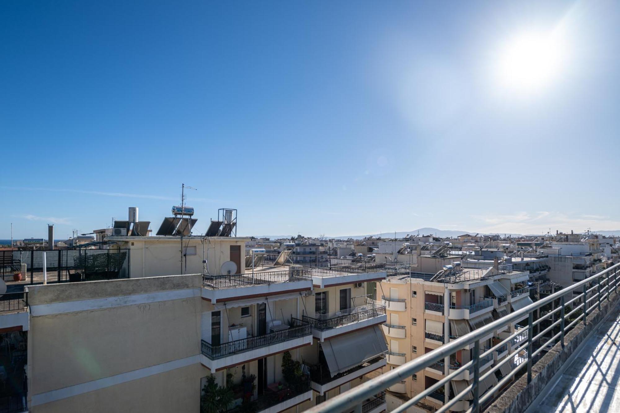 Skyhigh Haven Apartment Каламата Екстериор снимка