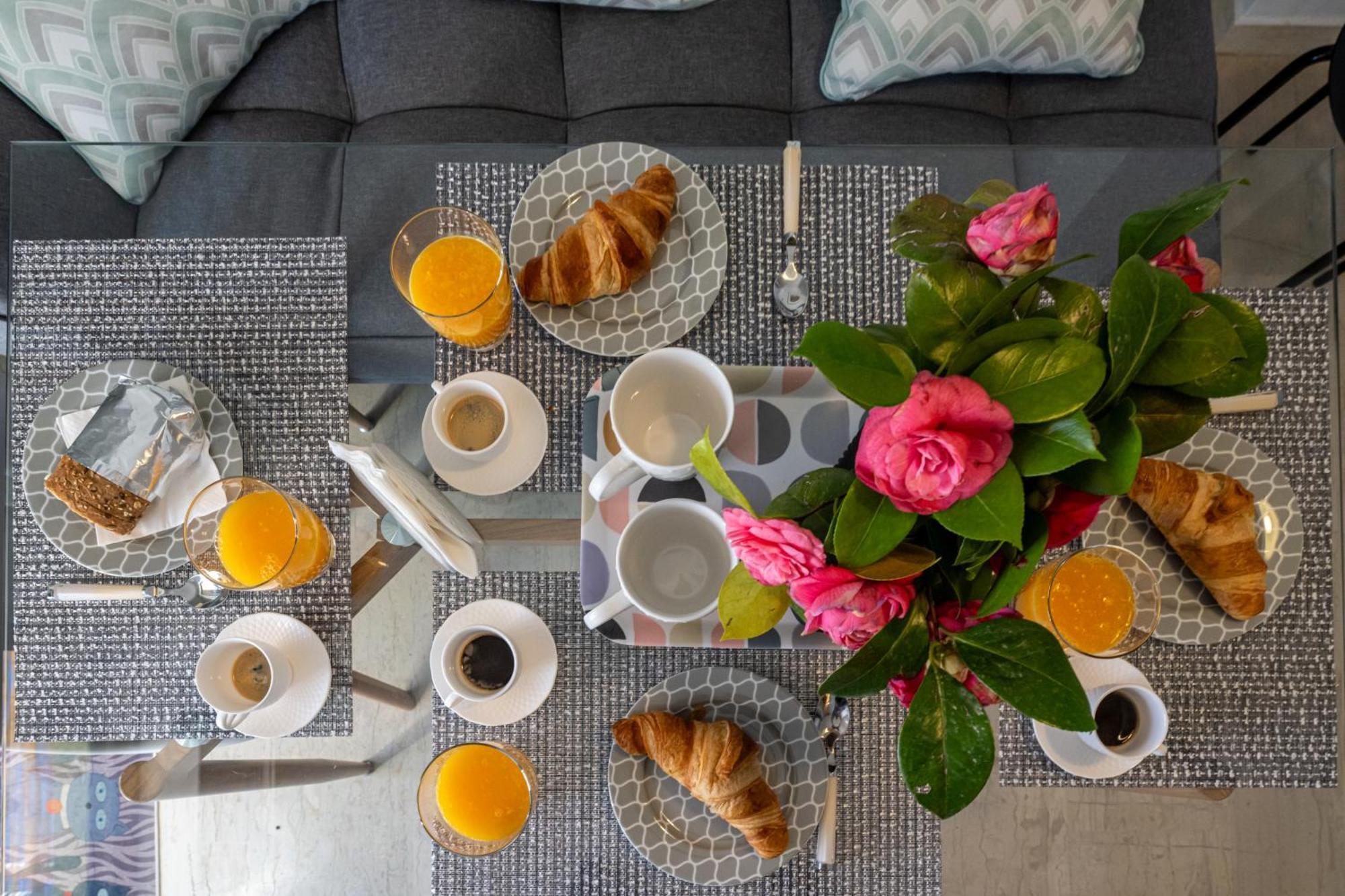 Skyhigh Haven Apartment Каламата Екстериор снимка